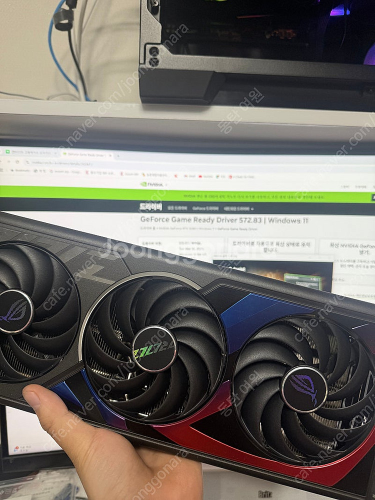 RTX 4070TI 로그(ROG) 팝니다~--0