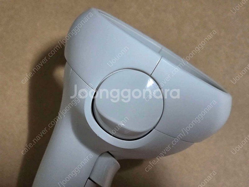 오큘러스 퀘스트2 오른쪽 컨트롤러 팜--1
