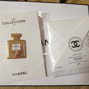 샤넬 까멜리아 자수 백참(키링), 넘버5 뱃지 새상품