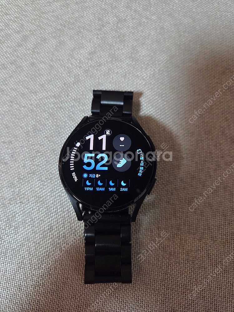 갤럭시 워치4+스트랩 3종 + 충전독--0