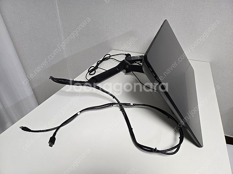 와콤 신티크 프로 24 + 어고트론 모니터 암 + 베사...--1