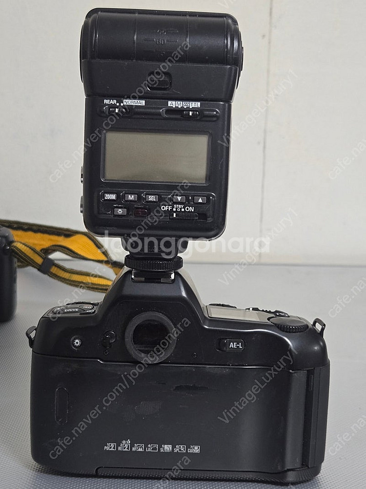 니콘 F90X바디와 35-70 2.8D세트와, F50세...--3