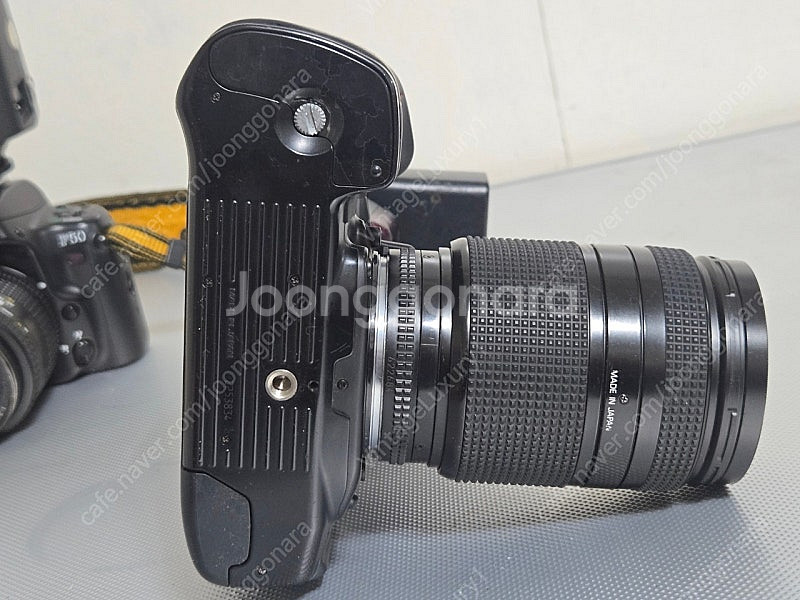 니콘 F90X바디와 35-70 2.8D세트와, F50세...--6