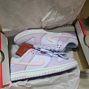 나이키 덩크로우 Easter DD1503-001 230싸이즈