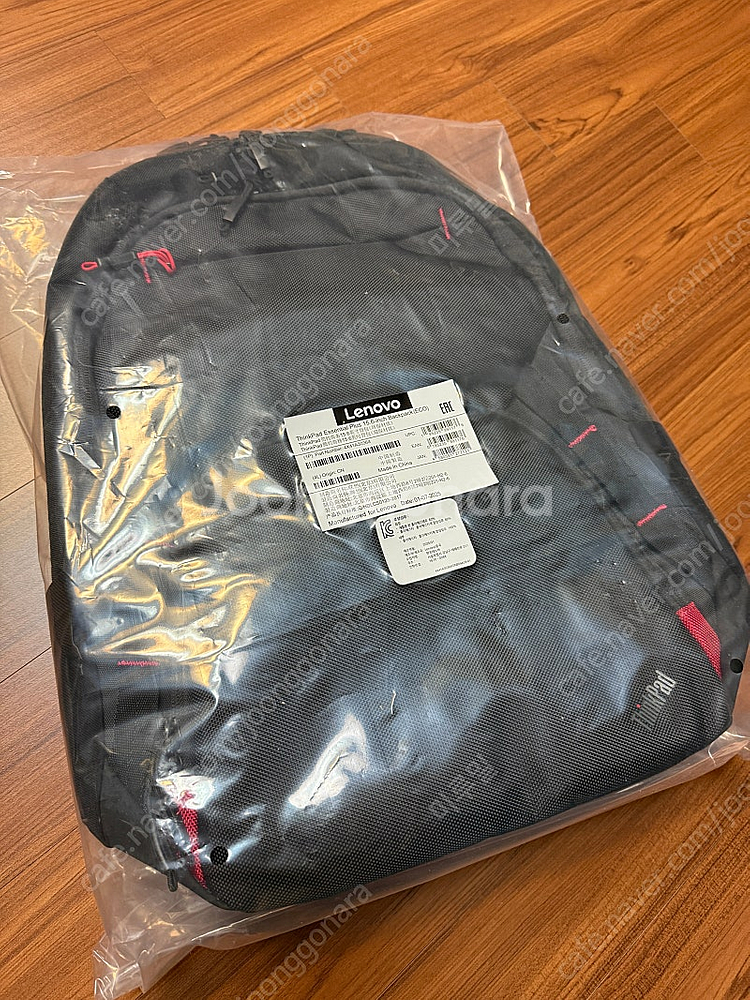 씽크패드 에센셜 플러스 15.6인치 노트북 백팩--0