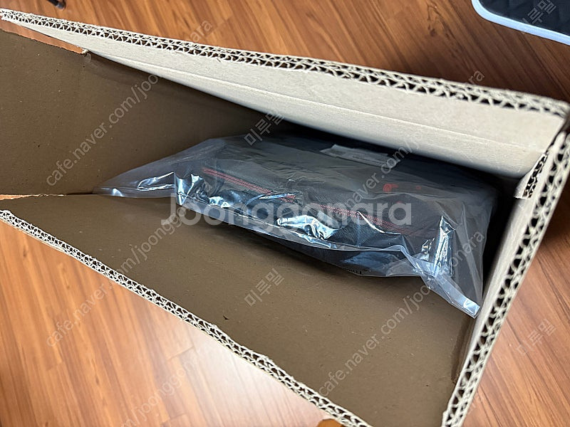 씽크패드 에센셜 플러스 15.6인치 노트북 백팩--2