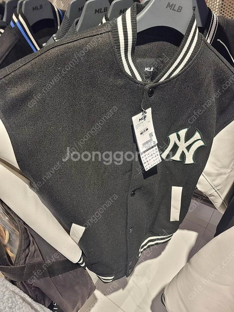 MLB 엠엘비 기본바시티자켓 새상품 진짜저렴히판매해요!...--1