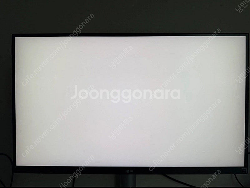 LG 4K 모니터. 27ul850n.--2