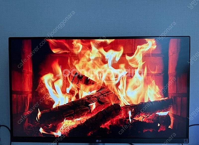 LG 4K 모니터. 27ul850n.--6