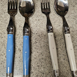 라귀올 커트러리