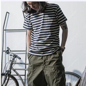 브론슨 스트라이프 반팔 티셔츠