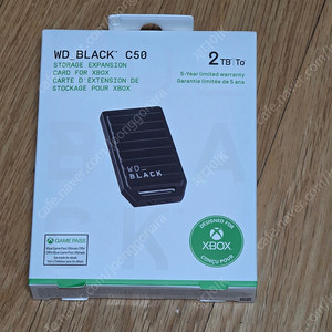 엑스박스 시리즈X WB Black C50 2TB 확장 메모리 팝니다.