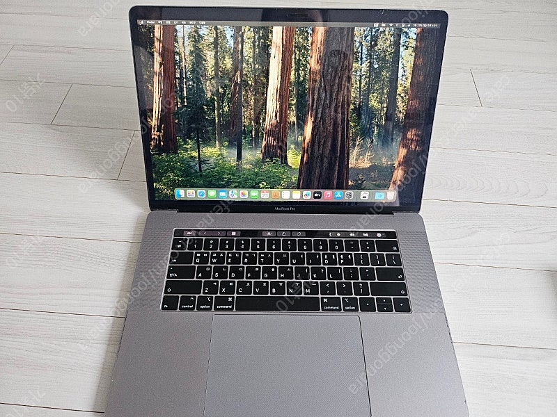 맥북프로 터치바 A1990 2018년식 i7 256G 이미지