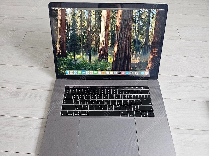맥북프로 터치바 A1990 2018년식 i7 256G 이미지