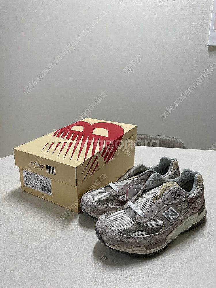 뉴발란스 992 문락 머쉬룸 250--0