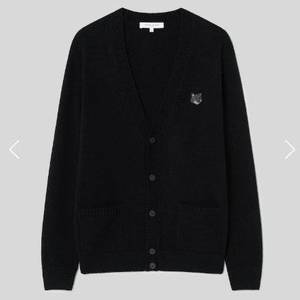 [새제품] 메종키츠네 24FW 램스울 가디건 XXL 블랙 - 가격인하