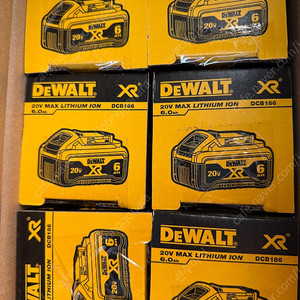 (미개봉)DeWALT 디월트 20v 6ah 2개