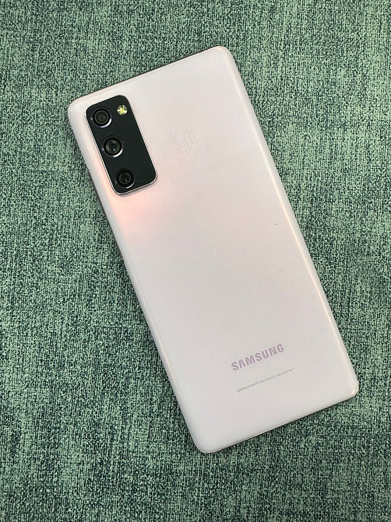 갤럭시S20FE 128G 핑크 외관S급 상태좋은폰 12...--0