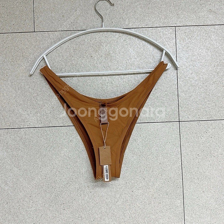 [새상품,택O] 킴카다시안 SKIMS 스킴스 아몬드 비...--7