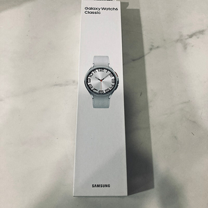 갤럭시 워치6클래식 실버 47MM 미개봉 새거 20만원 판매합니다!