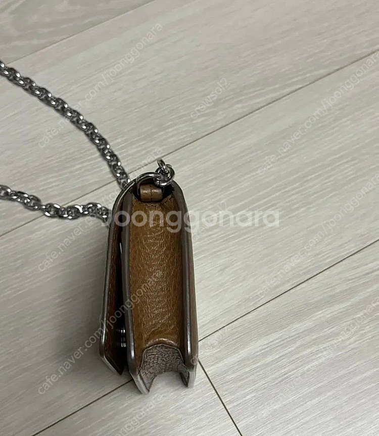 메종마르지엘라 체인 카드지갑(브라운)--1