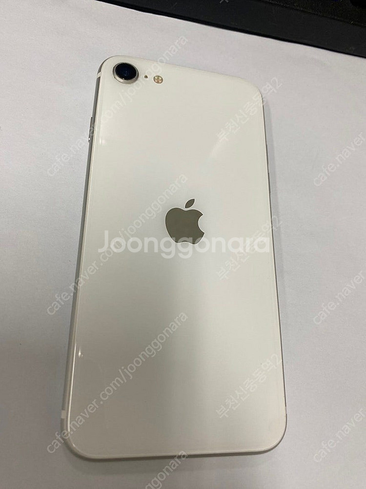 198570 아이폰SE2 화이트 SS급 128GB 무잔...--0
