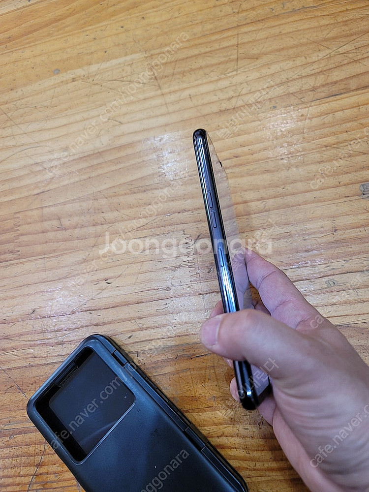 LG V50 & 듀얼디스플레이 중고 스마트폰 판매합니다--9