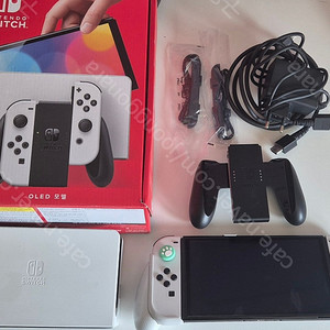 스위치 OLED 화이트 풀박스 + 악세사리 판매합니다
