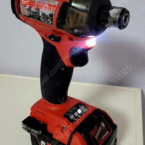 밀워키 임팩트 드라이버 M18 FQID-502x [배터