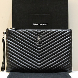 [중고명품다올] 생로랑 YSL 모노그램 마틀라세 퀄팅 라지 파우치 클러치백 440222 상태 A급