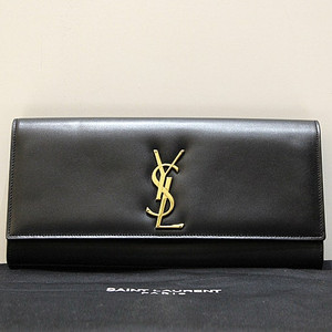 [중고명품다올] 생로랑 YSL 카산드라 블랙 파우치 클러치 326079 상태 A급