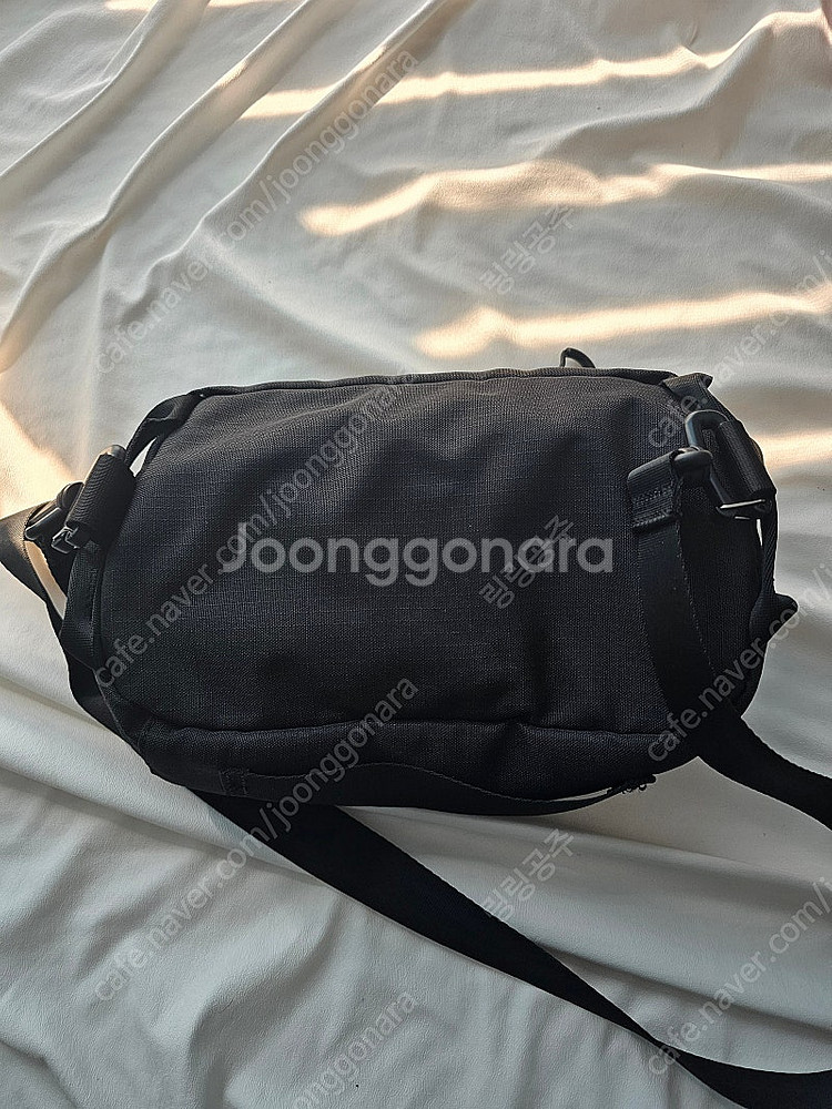 에가든 슬링백힙색 large--1