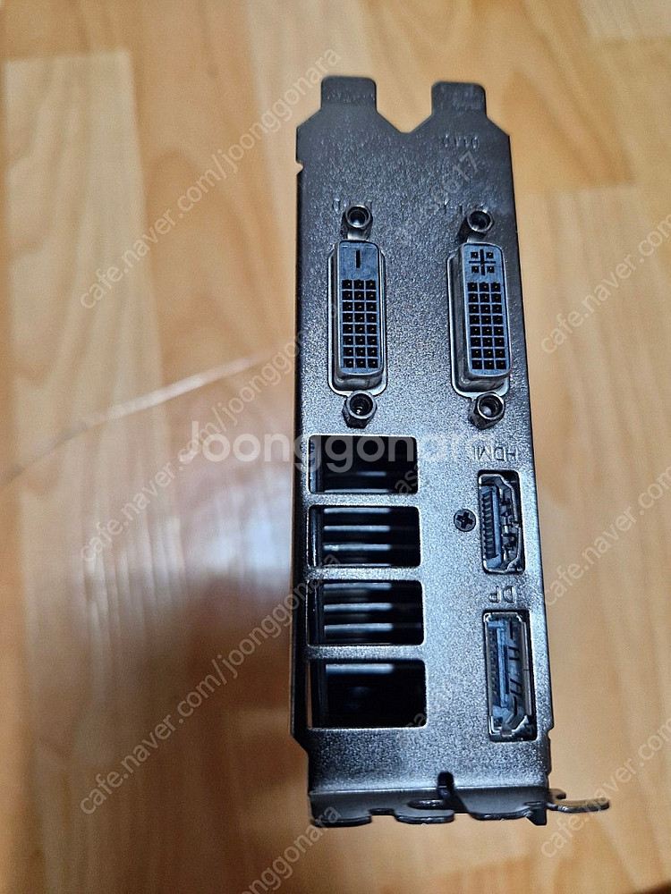그래픽카드 지포스 970 4기가 팝니다.--0