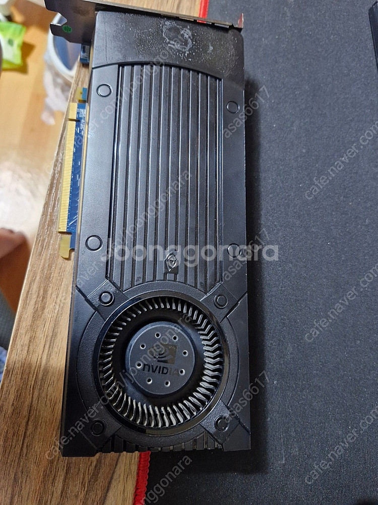 그래픽카드 지포스 970 4기가 팝니다.--2