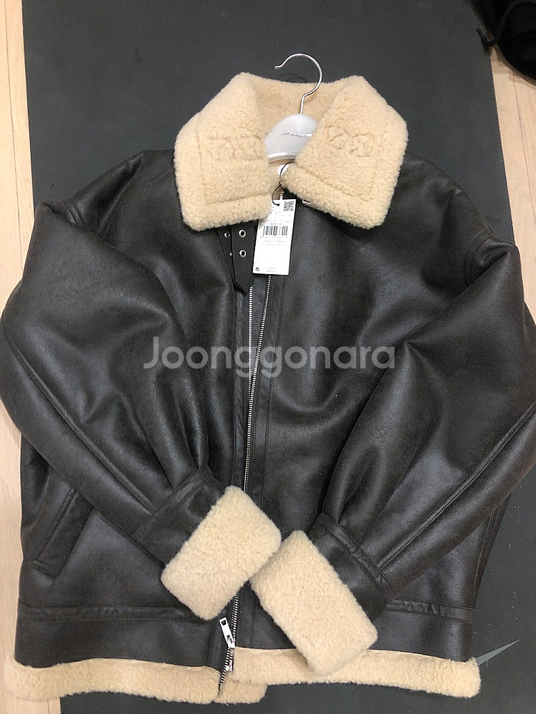 망고 루즈핏 무스탕 택 달린 새상품--4