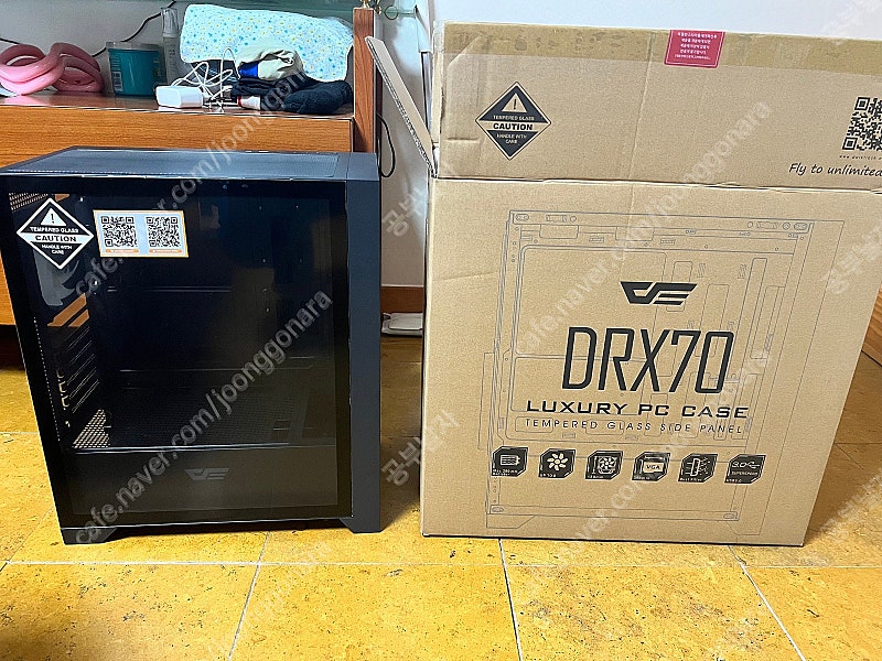 다크플래쉬 DRX70 케이스 팝니다.--0