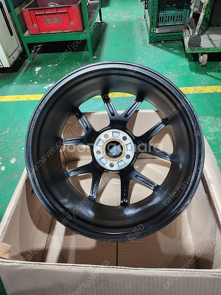 [ 정품 ] BBS SR 18인치 휠 판매--1