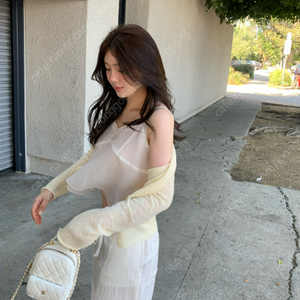 온드민 프릴 슬리브리스