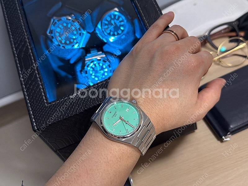 티쏘 Prx 라이트그린 쿼츠 40mm 팝니다.--2