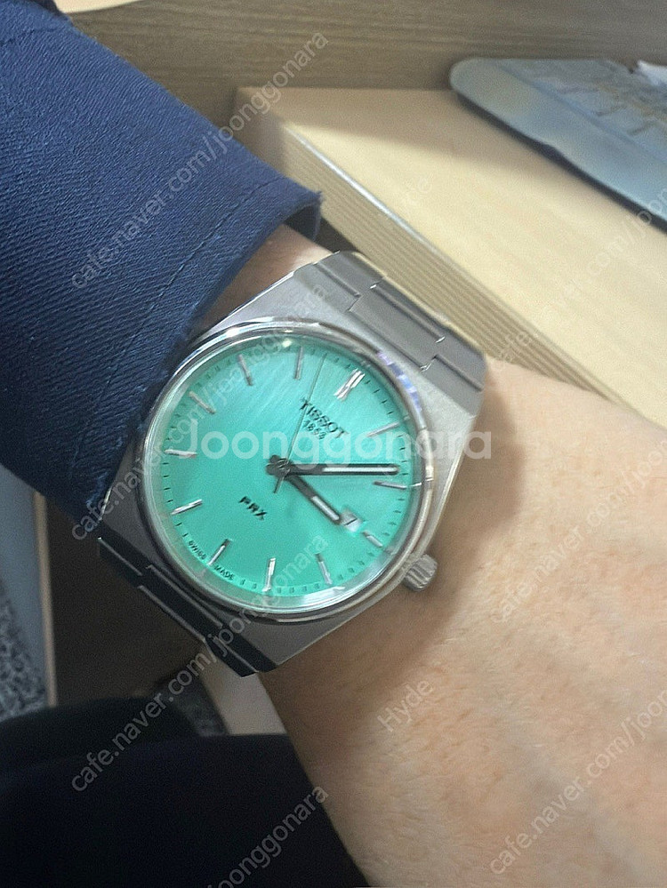 티쏘 Prx 라이트그린 쿼츠 40mm 팝니다.--3