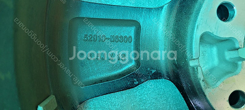 올뉴 k3 16인치 휠 팝니다.(1개)--3