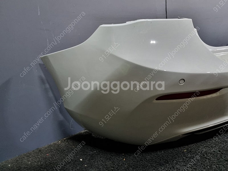 BMW F20 1시리즈 후기형 뒷범퍼 앗세이 범퍼 몰딩...--1