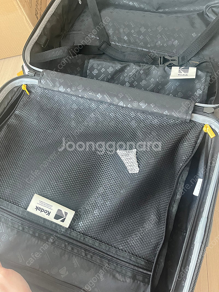 코닥 컬러팝 캐리어 20인치 새상품--3
