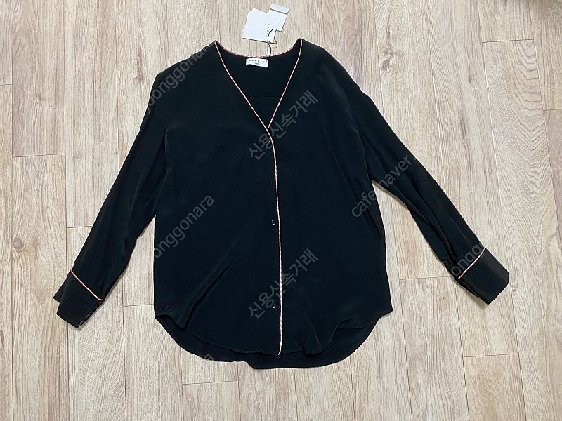 새제품) 산드로 실크 블라우스 셔츠 마쥬 시스템 Sjsj 아떼 마인 타임 바네사브루노 티셔츠 니트 가디건--1