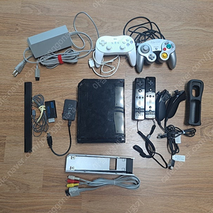 닌텐도 Wii 본체 2인 세트입니다
