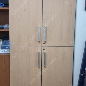 사무실 수납장 겸 옷장 책장 판매합니다