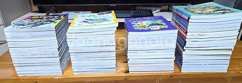 살아남기 34권+보물찾기 35권 총69권 팝니다.--5