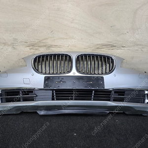 BMW F02 7시리즈 LCI 프론트범퍼 전 범퍼 15만원 *일부 파손부위가 있어서 보수 후 사용하셔야 합니다 ㄴ 키, 사이드뷰 카메라 브라켓, 하단 긁힘 등 *외장 부품