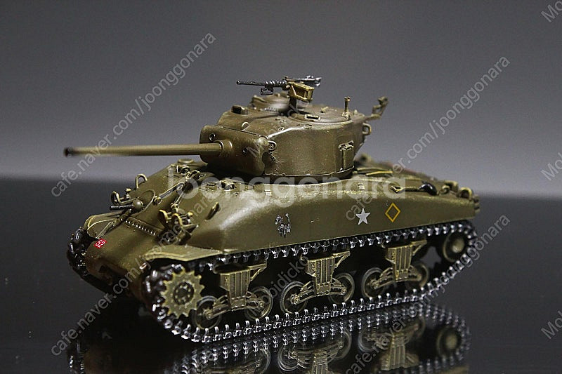 1/72 밀리터리 탱크모형--0