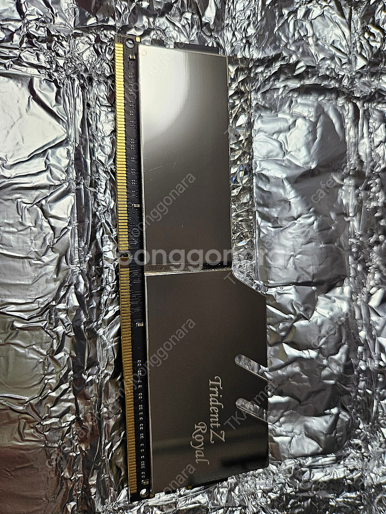 DDR4 트라이던트 로얄 고장램 팔아요--1